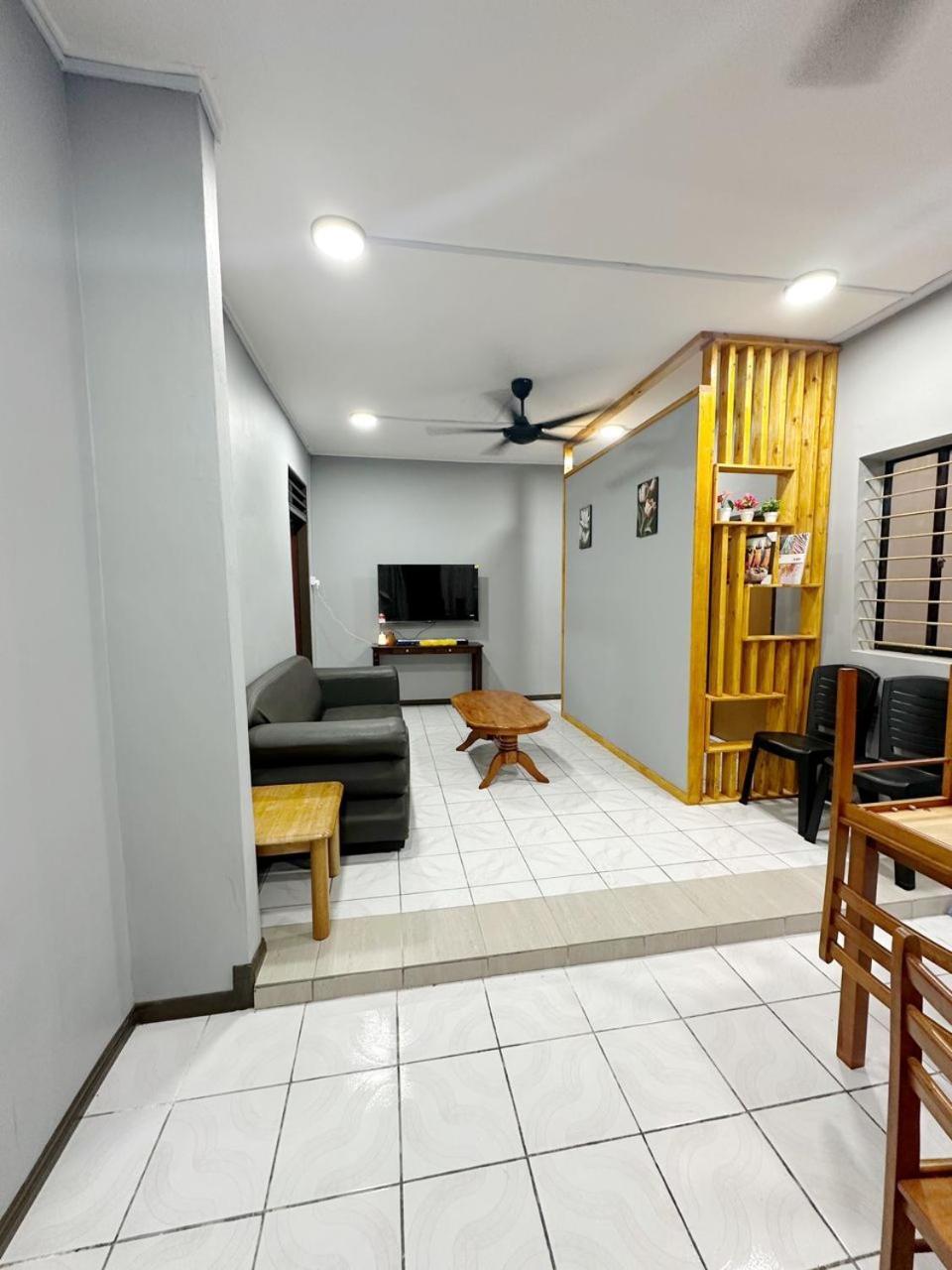 Mz Homestay Tuaran Экстерьер фото